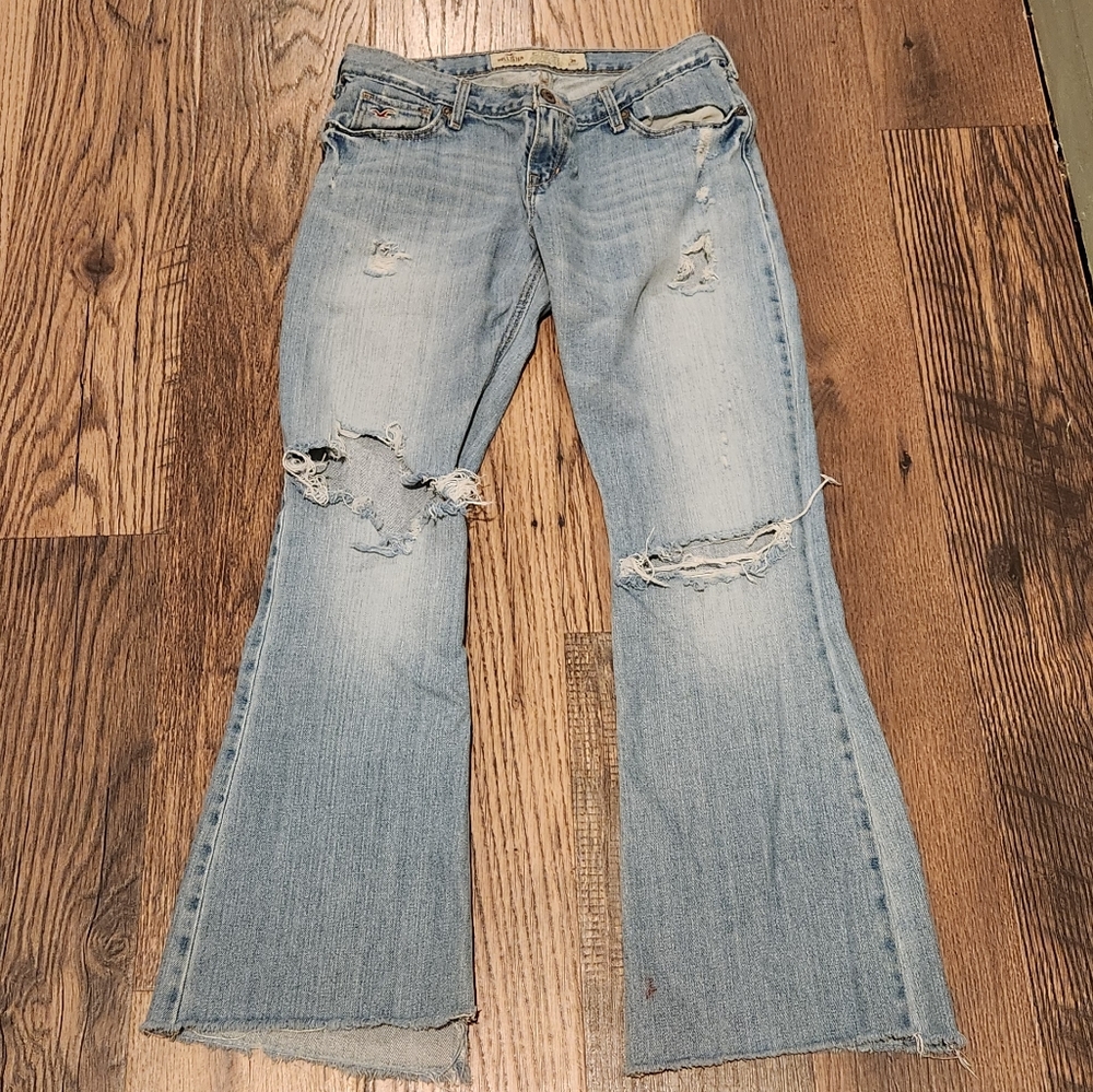 Women's Distressed Blue Jeans